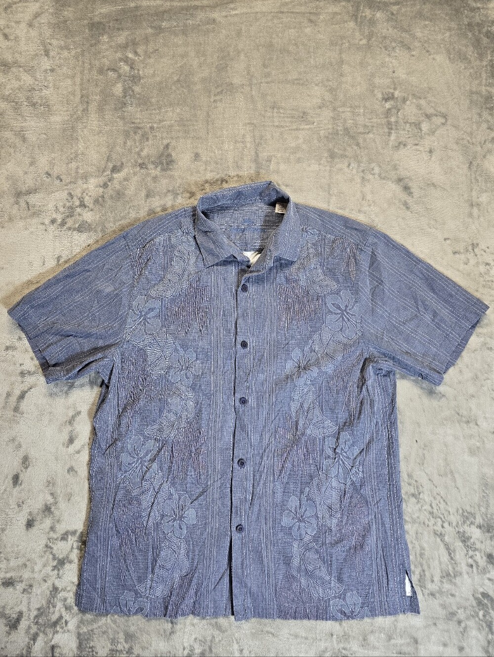 Tommy Bahama 100% Silk Floral Hawaiian Button Up Shirt Size Large